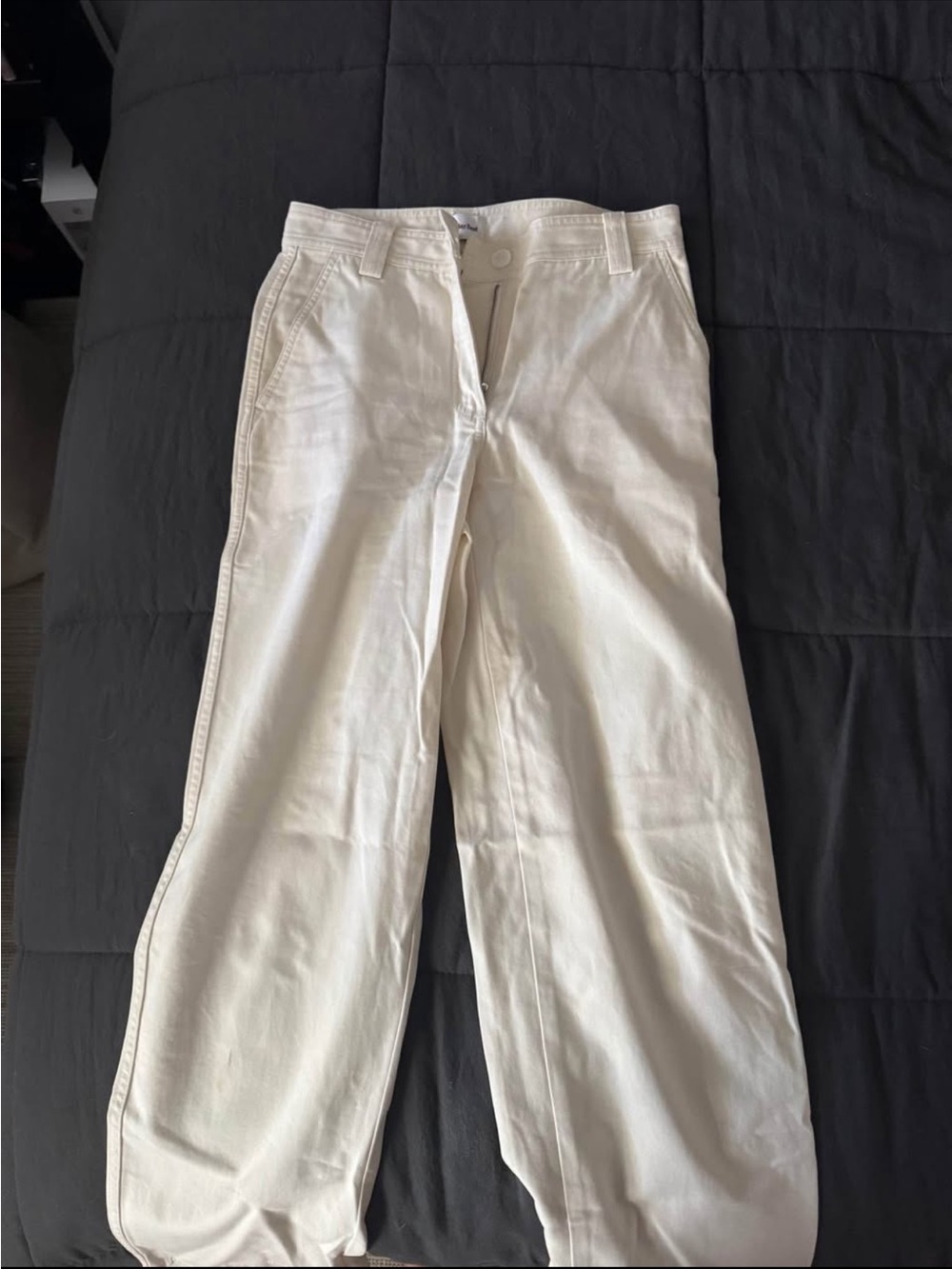 Aritzia Cream Straight Leg Chinos